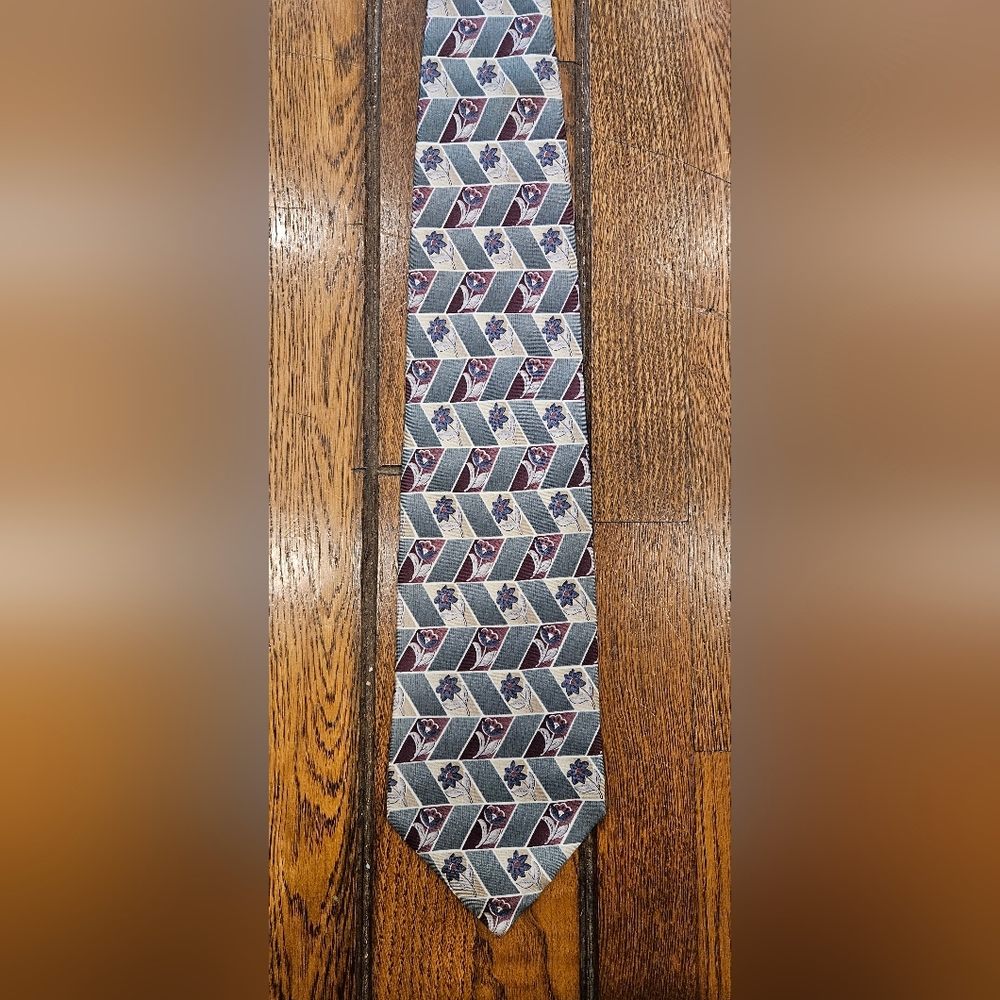 Vintage Pierre Cardin 100% Silk Tie Made in USA Italian Fabric Geometric Floral